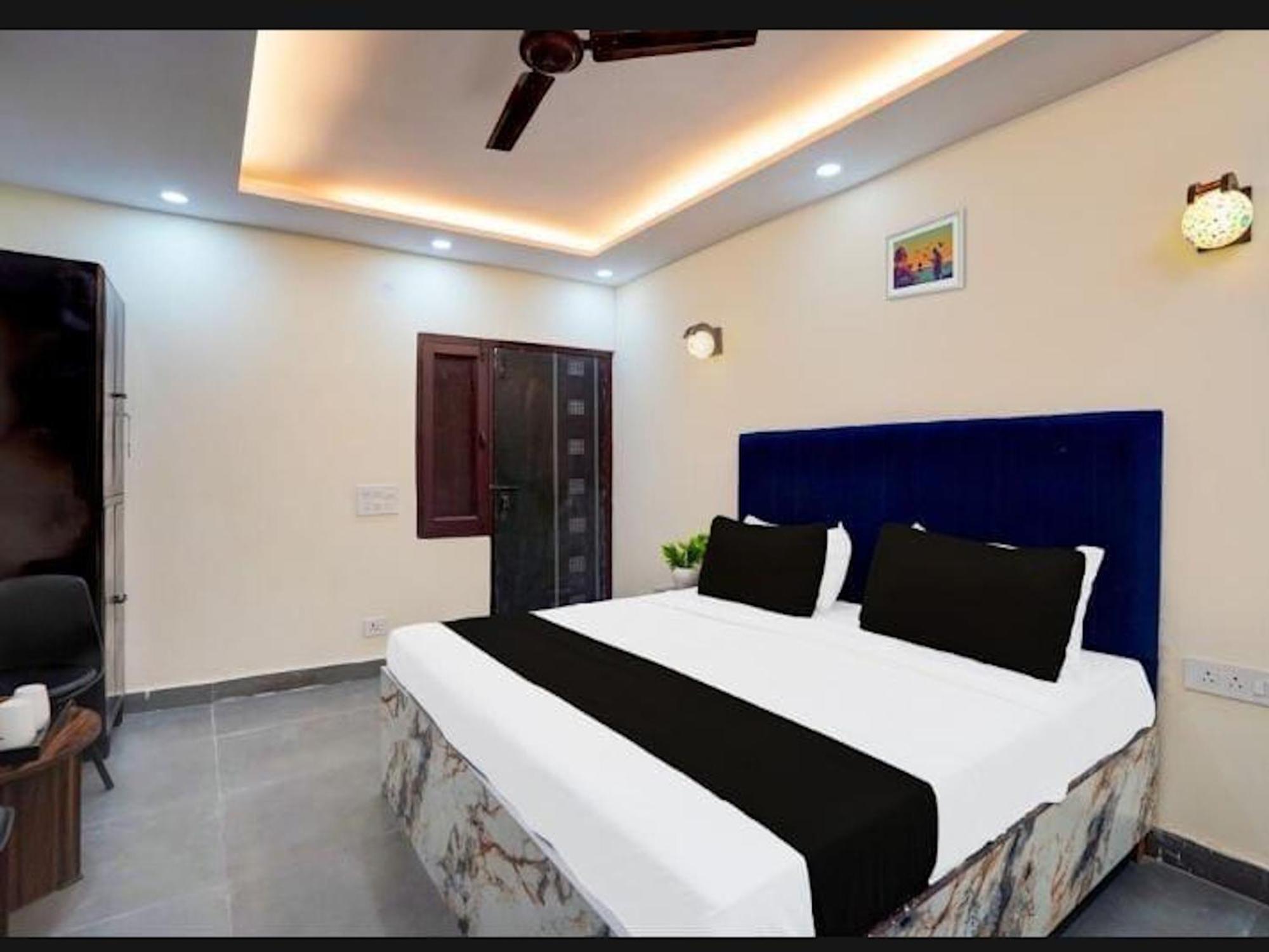 Palace Hotel 3*