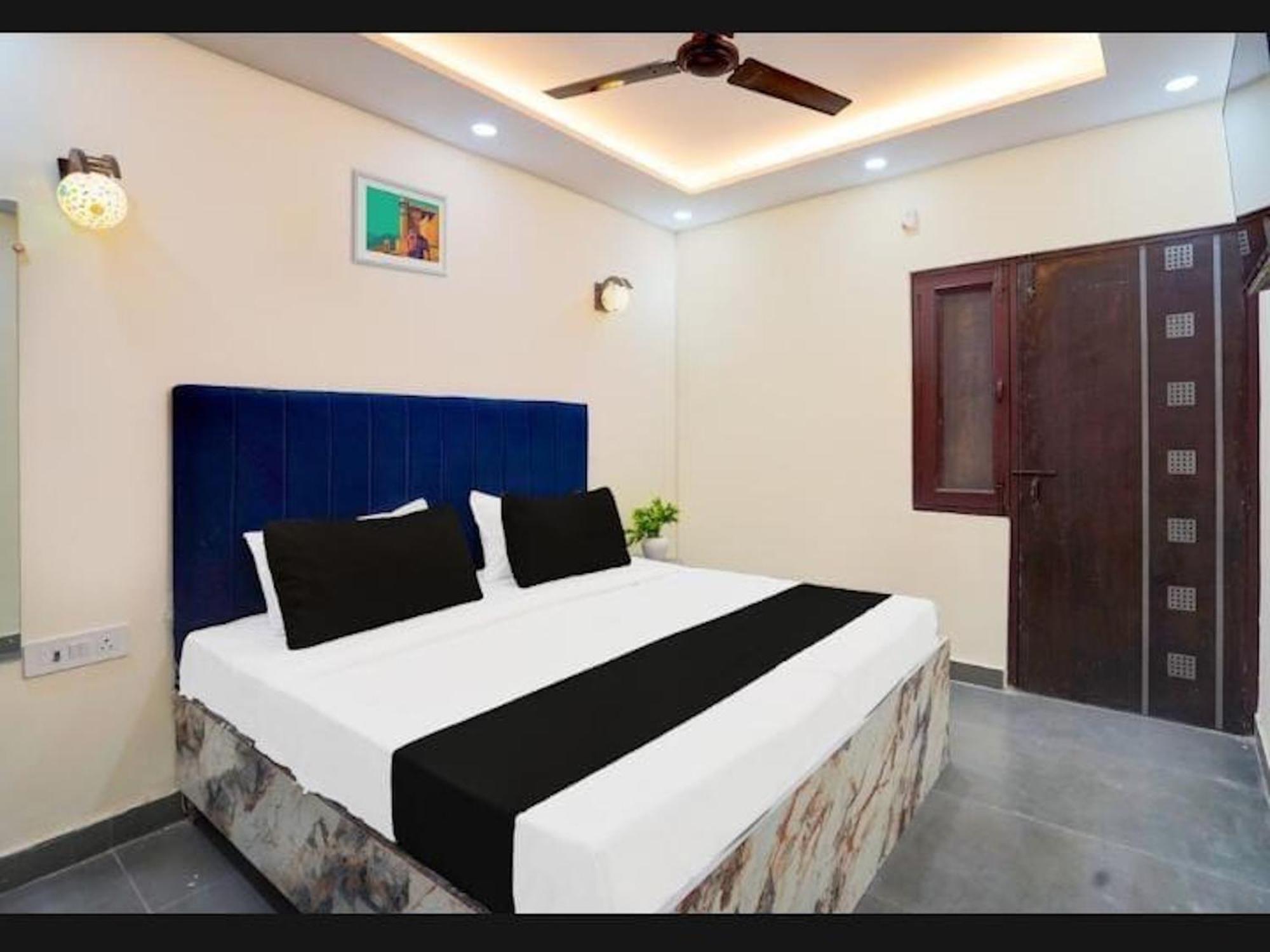 Hotel Palace New Delhi