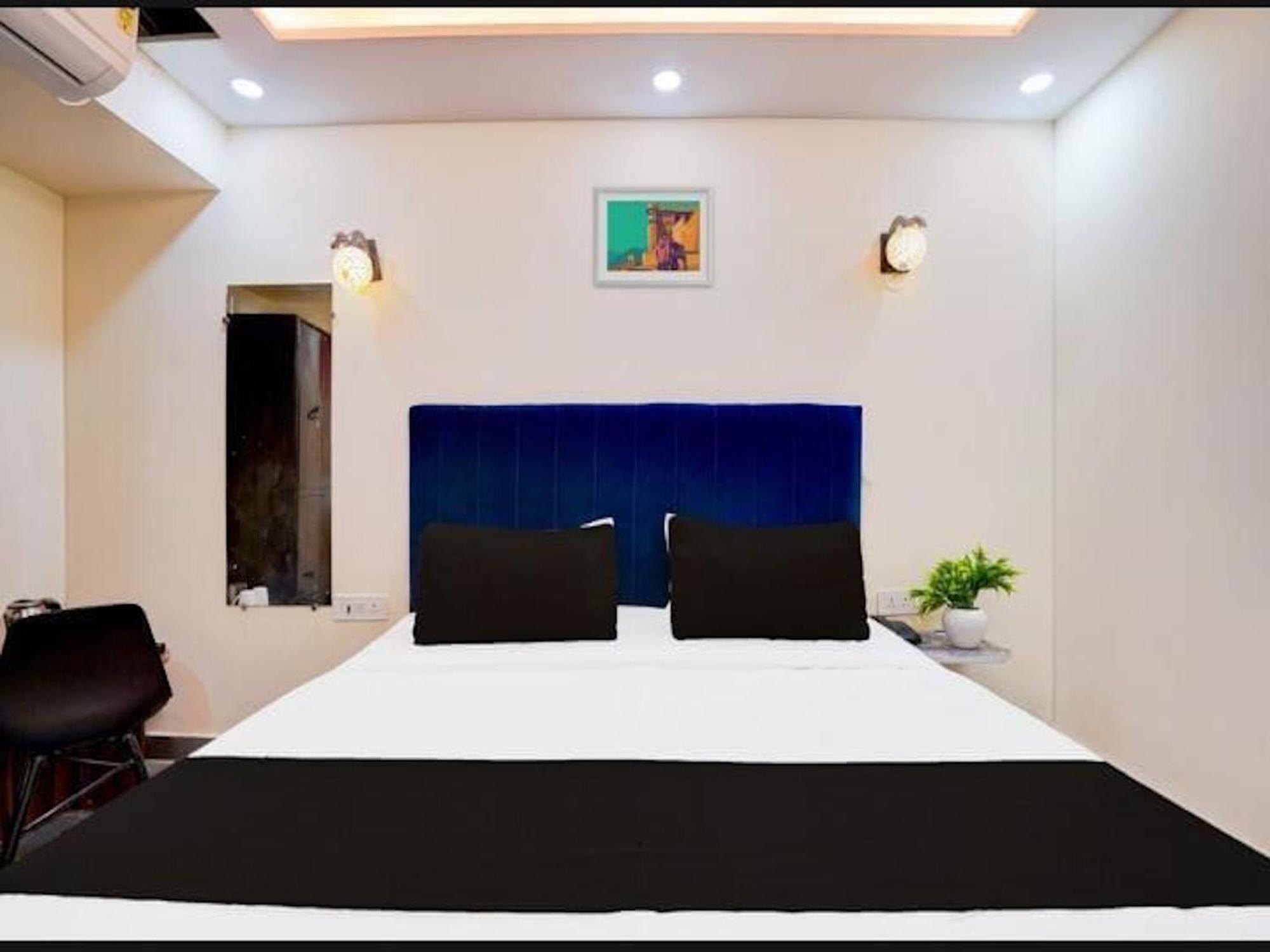 Palace Hotel New Delhi